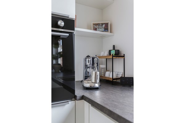 van Vollenhovenstraat 10-23.jpg